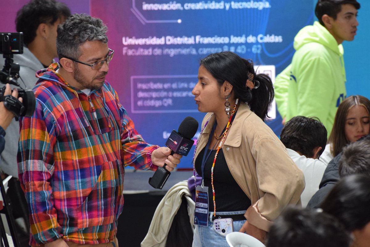 Ciberpazcolombi's tweet image. 👏Gracias a todos los participantes, mentores y aliados que hicieron posible esta jornada.✌🏼
Bogotá se suma al mapa de las ciudades que construyen paz con tecnología. 
#MinTIC #CiberPaz #HackatónCiberPaz