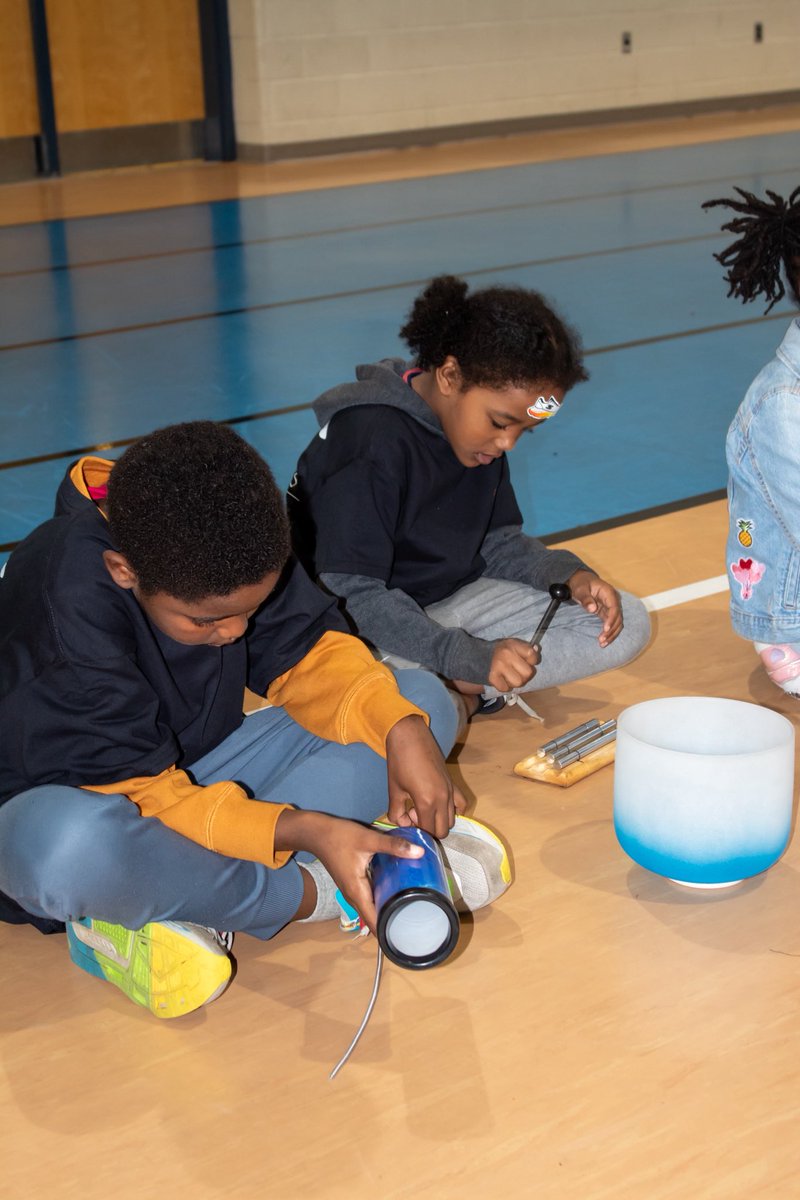 What an unforgettable day in Baltimore! 🌍🖤🏃🏽‍♂️

Thank you to everyone who joined us for the Run As One event with THK Worldwide Incorporated &amp; Skechers. Together, we brought our community out to move, connect, and support one another.

From free haircuts &amp; giveaways to PS5