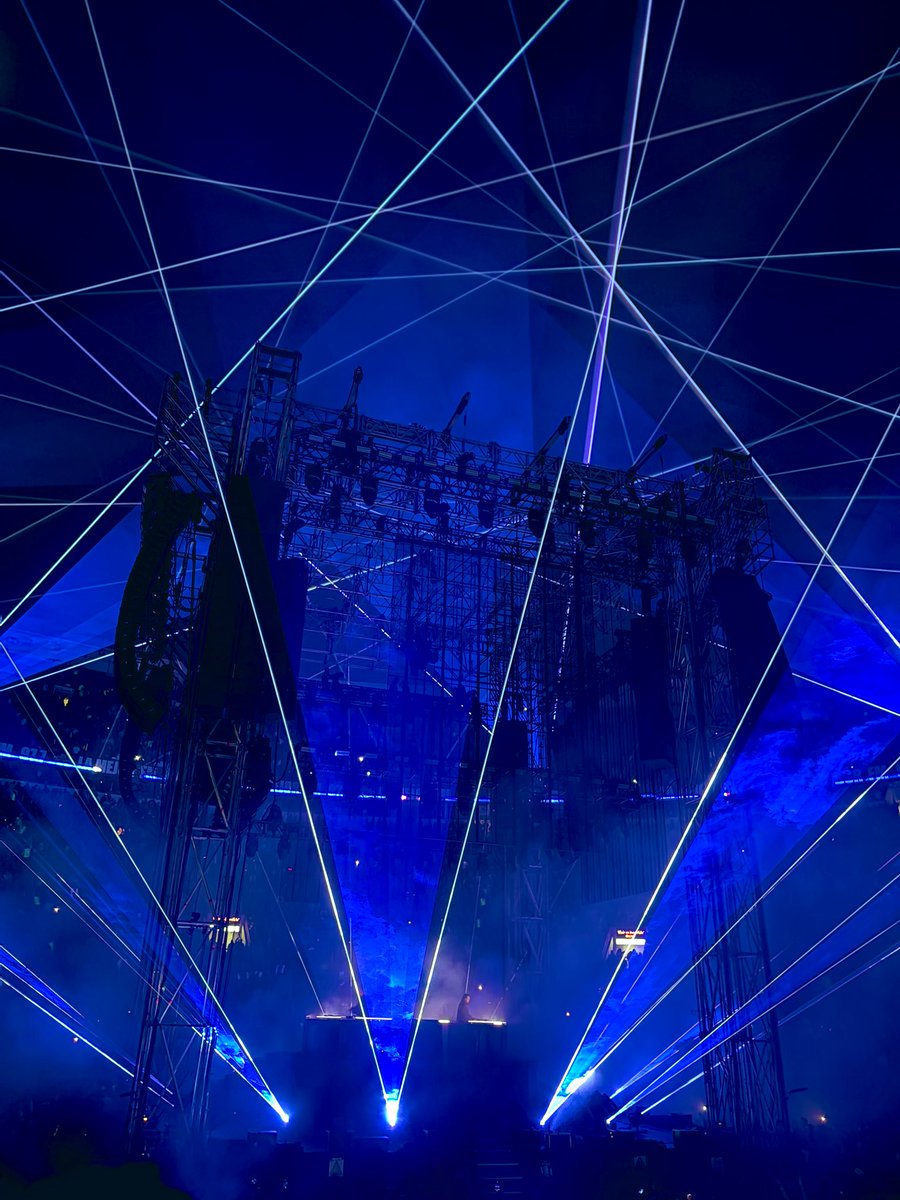 GarishDavid's tweet image. 