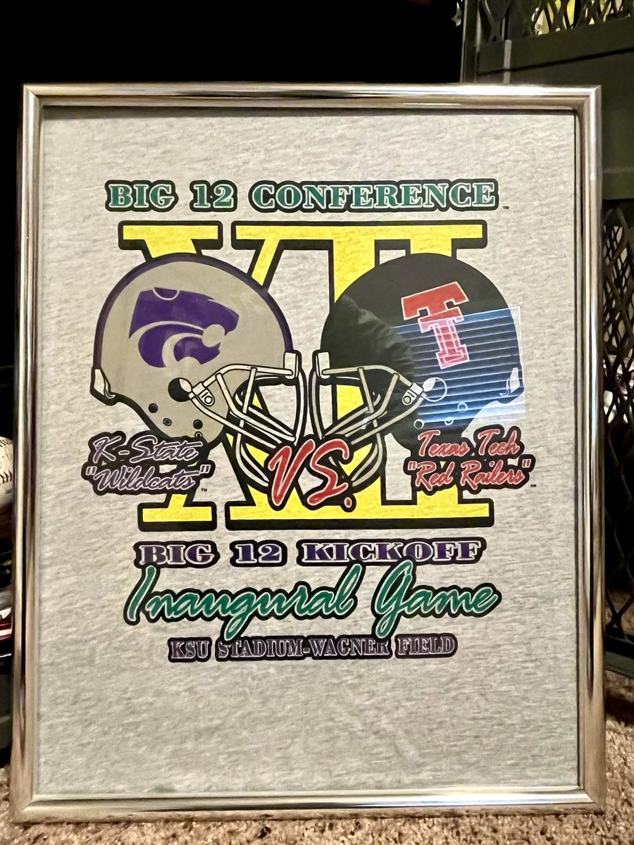 Russell J. Warren tweet media