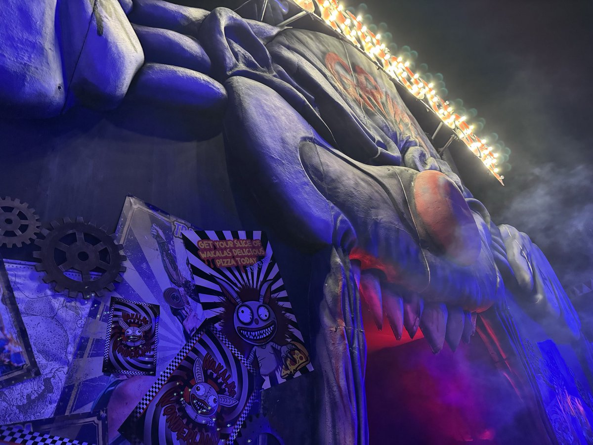 ThomasThePooh's tweet image. Dieses Jahr war ich mit der Lieblingsehefrau mit VIP Ticket beim Horror Event #Traumatica
Einen kleinen Bericht wie das so war findet ihr hier:

epfriends.de/index.php?thre…