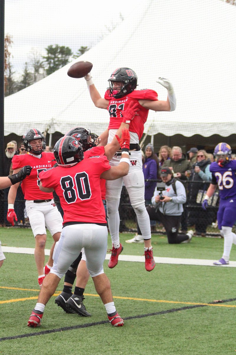 Wes_Football's tweet image. Cards win it in overtime over the Ephs💥

#RollCards #🥩🟣