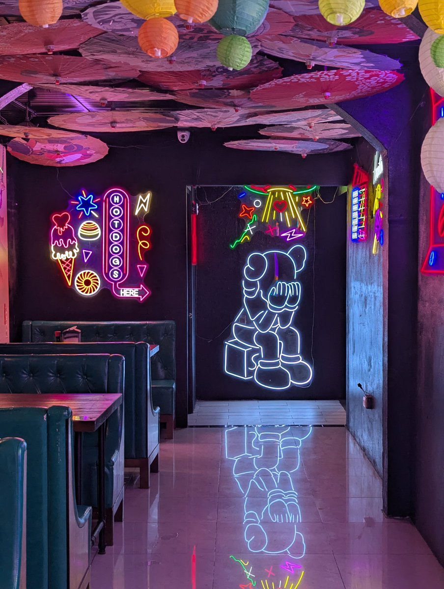 blast_hf's tweet image. This is my favorite pic I took in Costa Rica. San Jose has an expansive china town and I truly enjoyed the vibes in this spot.