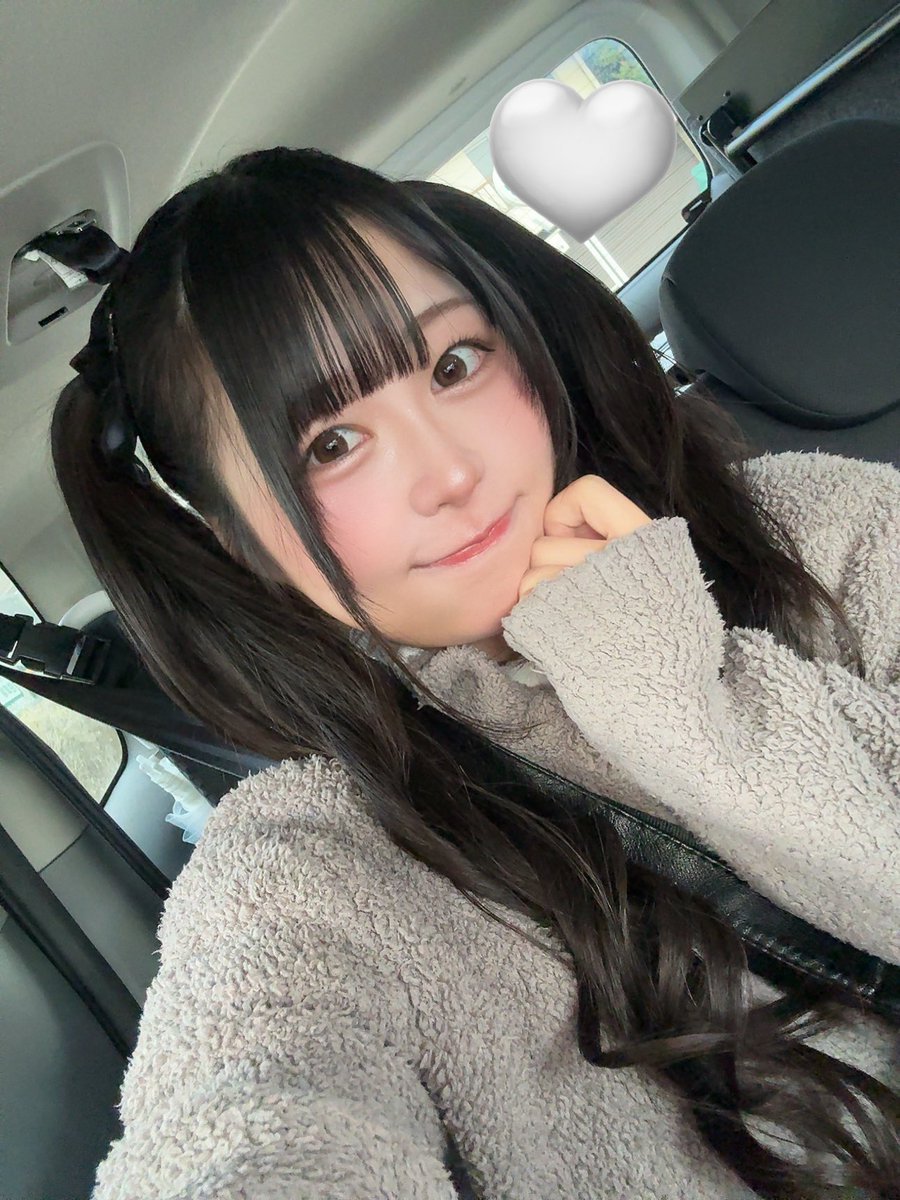 おはよー！
今日はいよいよ大阪ライブ！いっぱい楽しもうね💓
あべのキューズモールで待ってます🥰