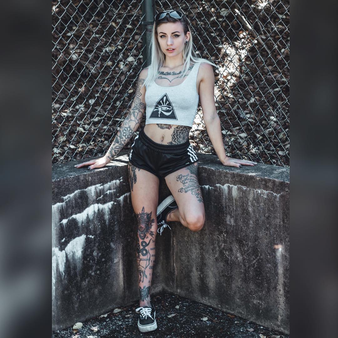 Valarie Darnov, Certified Throat Goat tweet media