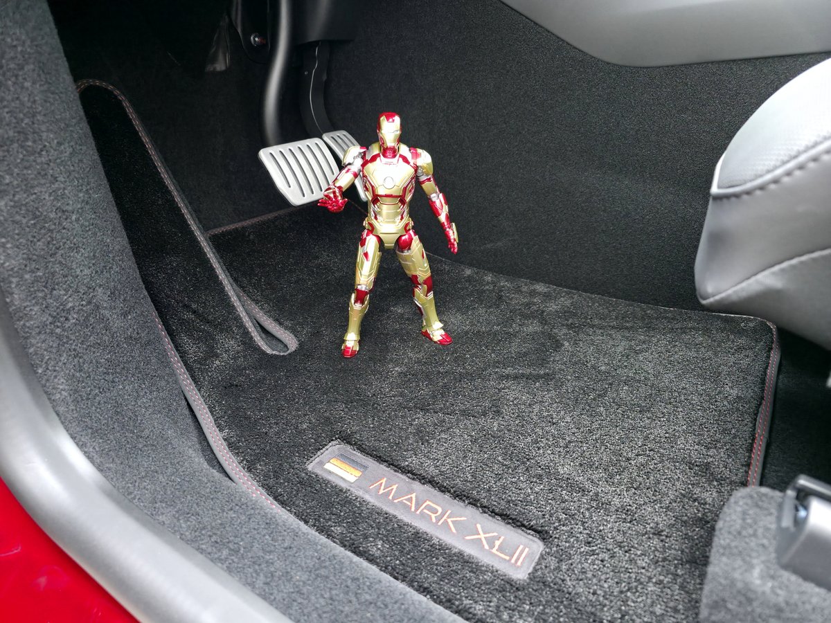 DeadpoolTesla's tweet photo. THX @Tesla and @elonmusk for that great piece of technology! https://t.co/GN25G1ux0x