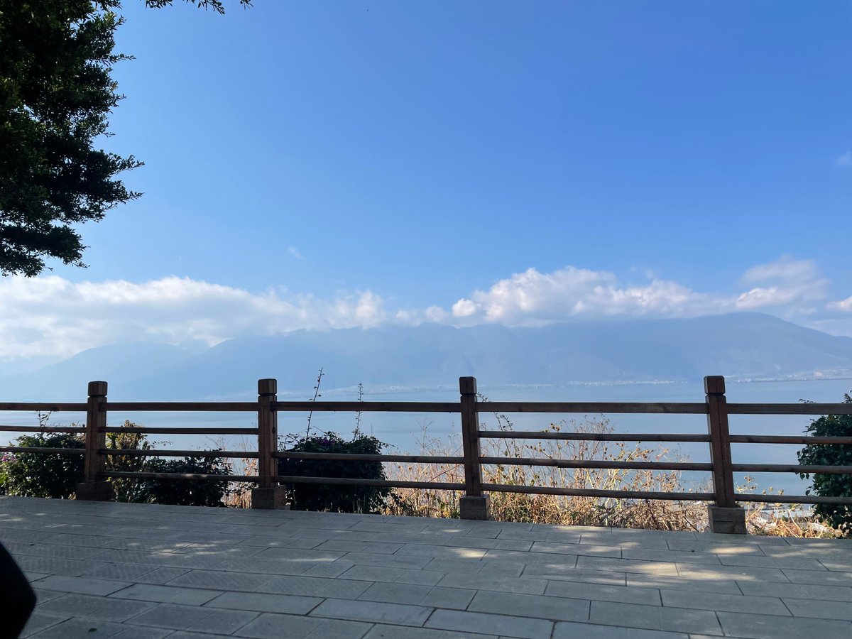 jsjunmun's tweet image. True athletes know the value of good sportsmanship both on and off the field.🏐🦦🧇🛕🌁
it to to for phrenation that I have you