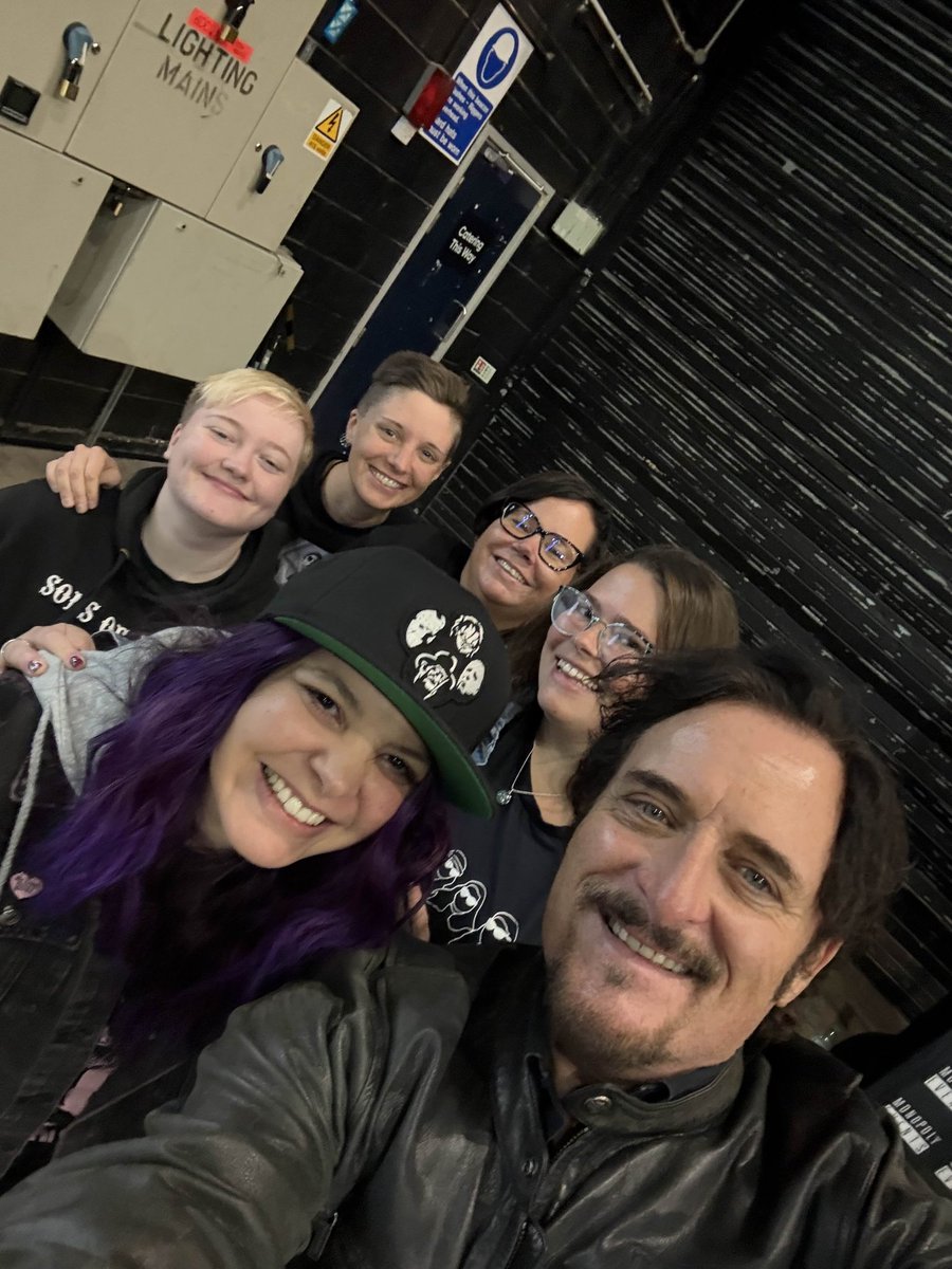 Kim Coates Beauties 'n Bruisers tweet media