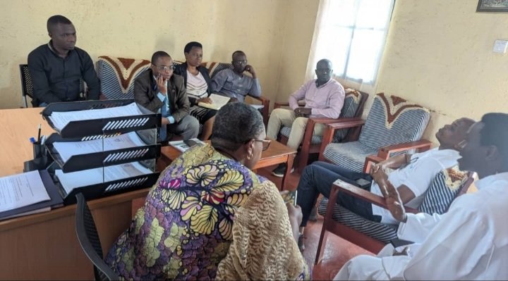 Bumbogo Sector, None kuwa 01/11/2025 <a href="/BumbogoS/">Bumbogo Sector</a> twakiriye intumwa za Rubanda  umutwe w'Abadepite,aho zaje  <a href="/Gasabo_District/">Gasabo District</a>  kuganiriza urubyiruko rurererwa muri ES Bumbogo #ubuzima bw'imyororokere #Kwirinda inda  zitateganyijwe #itegeko ryigenga aqbantu n'Umuryango <a href="/CityofKigali/">City of Kigali</a>