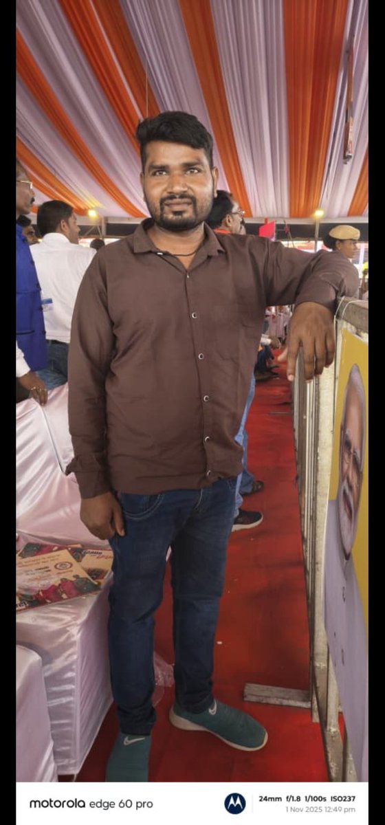 tejnath_patel's tweet image. आज छत्तीसगढ़ रजत महोत्सव के शुभ अवसर पर हमारे देश के जन नायक, लोक प्रिय प्रधान मंत्री श्री नरेन्द्र मोदी जी कार्यक्रम में शामिल हुए साथ ही छत्तीसगढ़ प्रदेश के विकास के लिए 14,300 करोड़ के विकास कार्य की स्वीकृति के लिए पूरा छत्तीसगढ़ की ओर से बहुत बहुत धन्यवाद 🙏