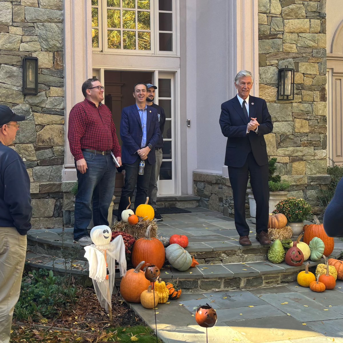 Great energy for a big canvass launch in McLean with Congressman <a href="/DonBeyerVA/">Don Beyer</a>, Marcus Simon, and <a href="/MomsDemand/">Moms Demand Action</a>! Keep talking to your neighbors and getting out the vote!
<a href="/SpanbergerForVA/">Abigail Spanberger</a> <a href="/SenatorHashmi/">Senator Hashmi</a>