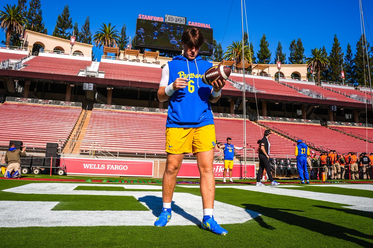 Pitt_FB's tweet image. QB1 🎯 @mason_heinch06