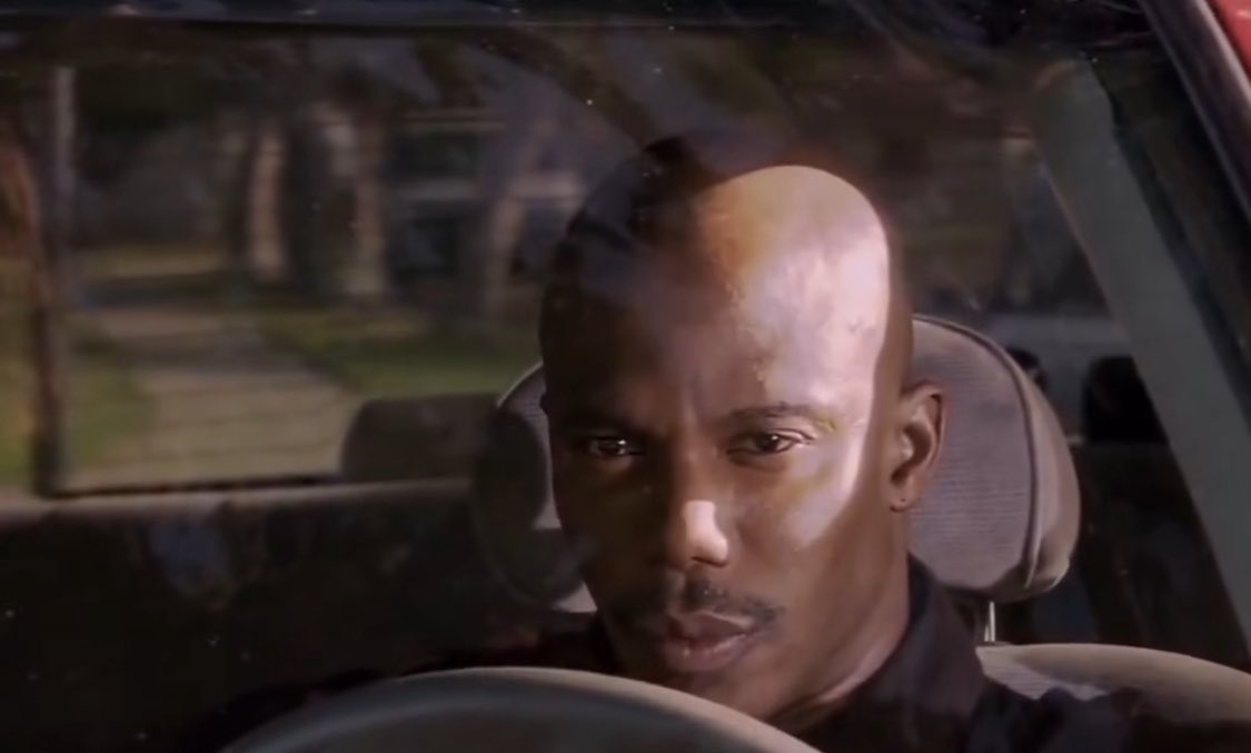 حاسه ب تحضير ارواح وشعوذة ف الموضوع