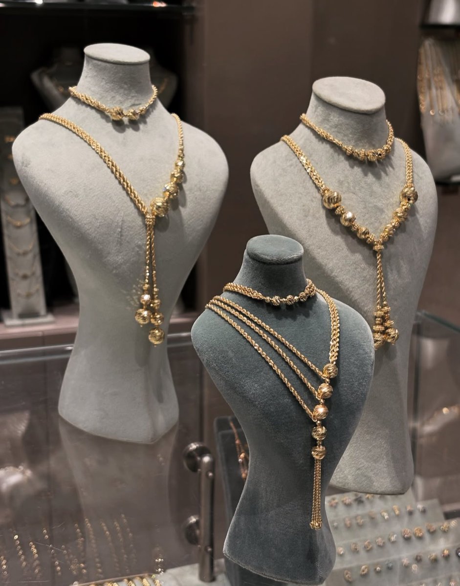 styleinour's tweet image. الذهب مُغري بشكل غير طبيعي ✨