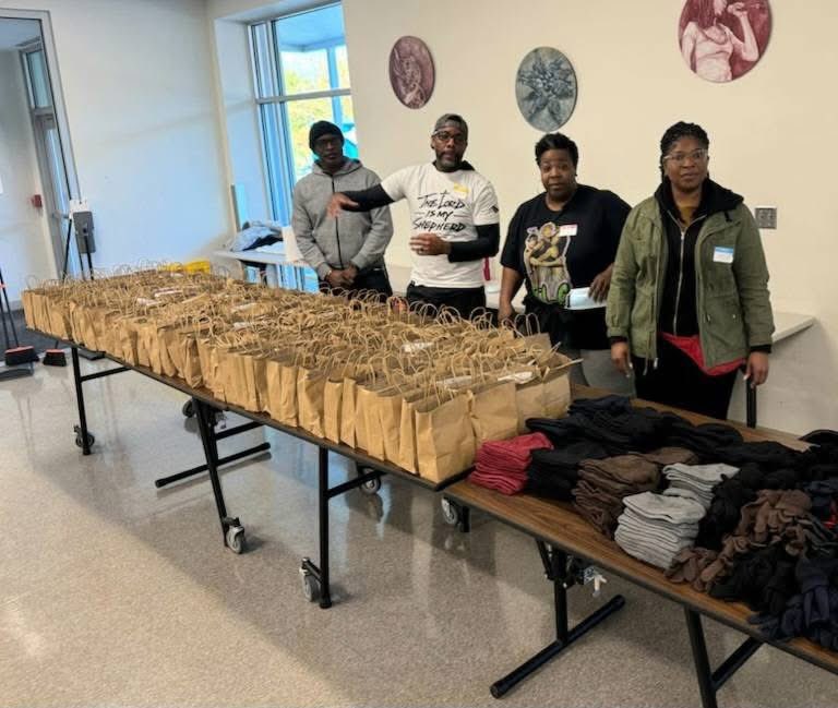 CFamC's tweet image. Thanks Team CFC for volunteering today. We provided service as well as hats, gloves, and care bags. #weareCFC
 #cfccares  Oak City Cares