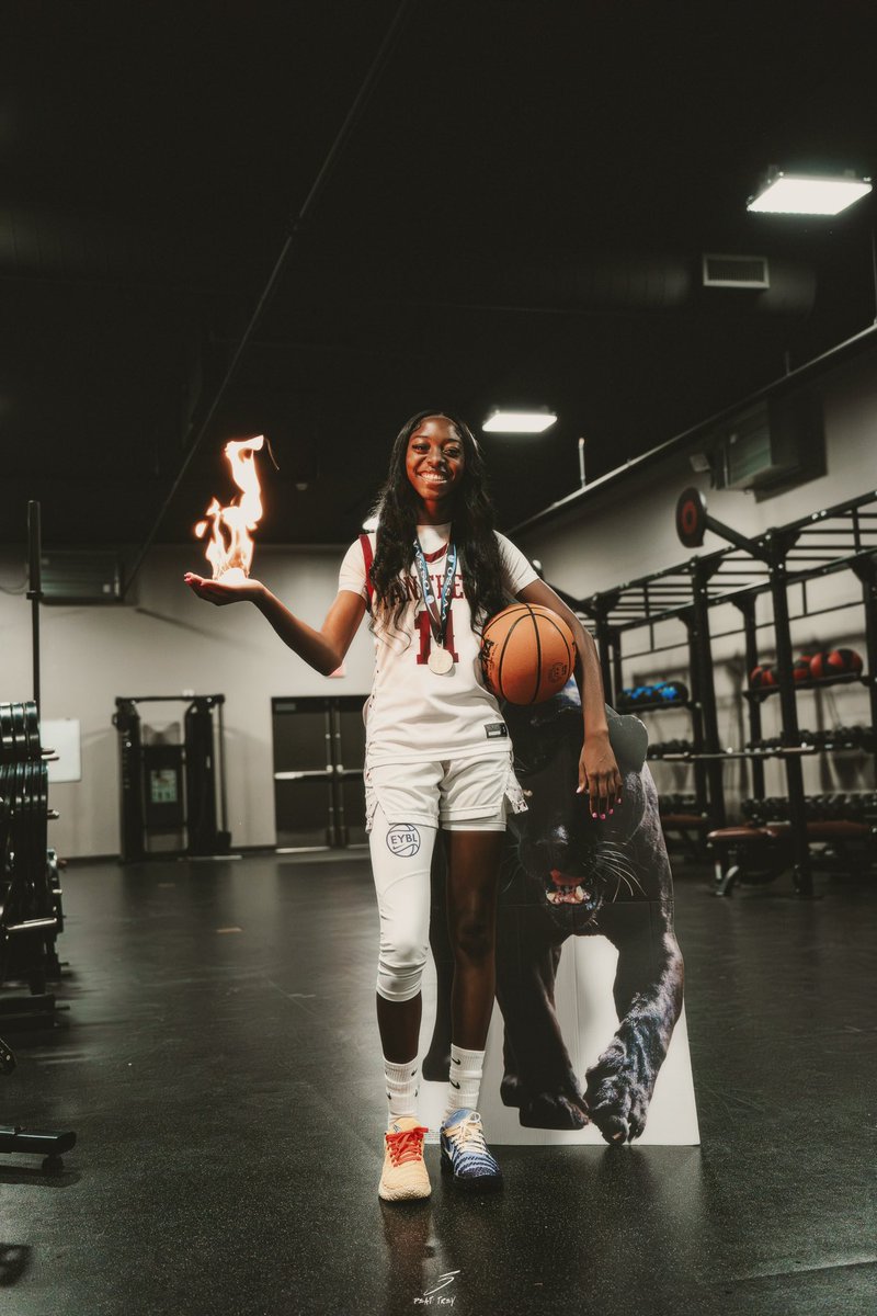 Jayla Constant tweet media