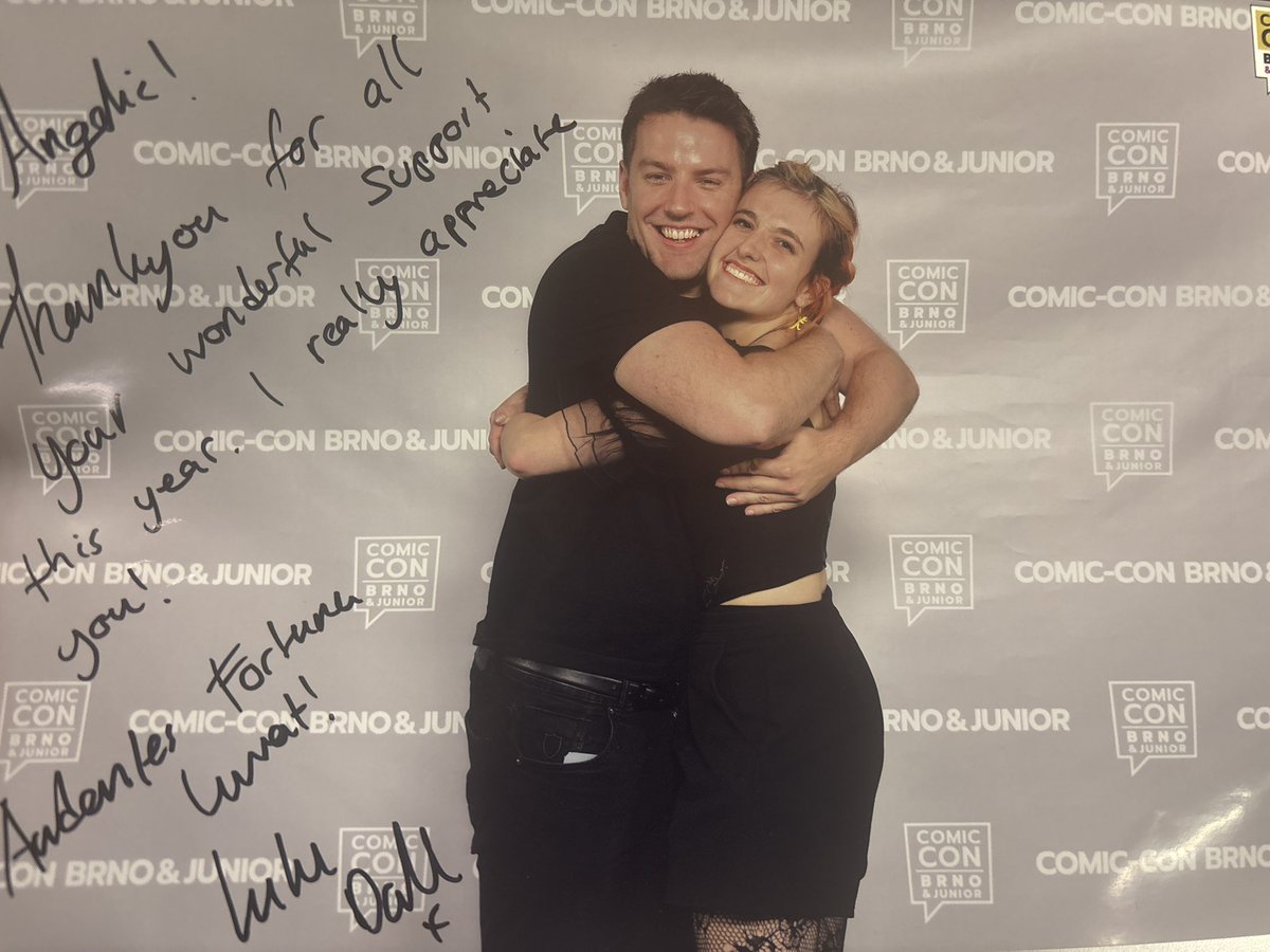 AngelicCabbage tweet media