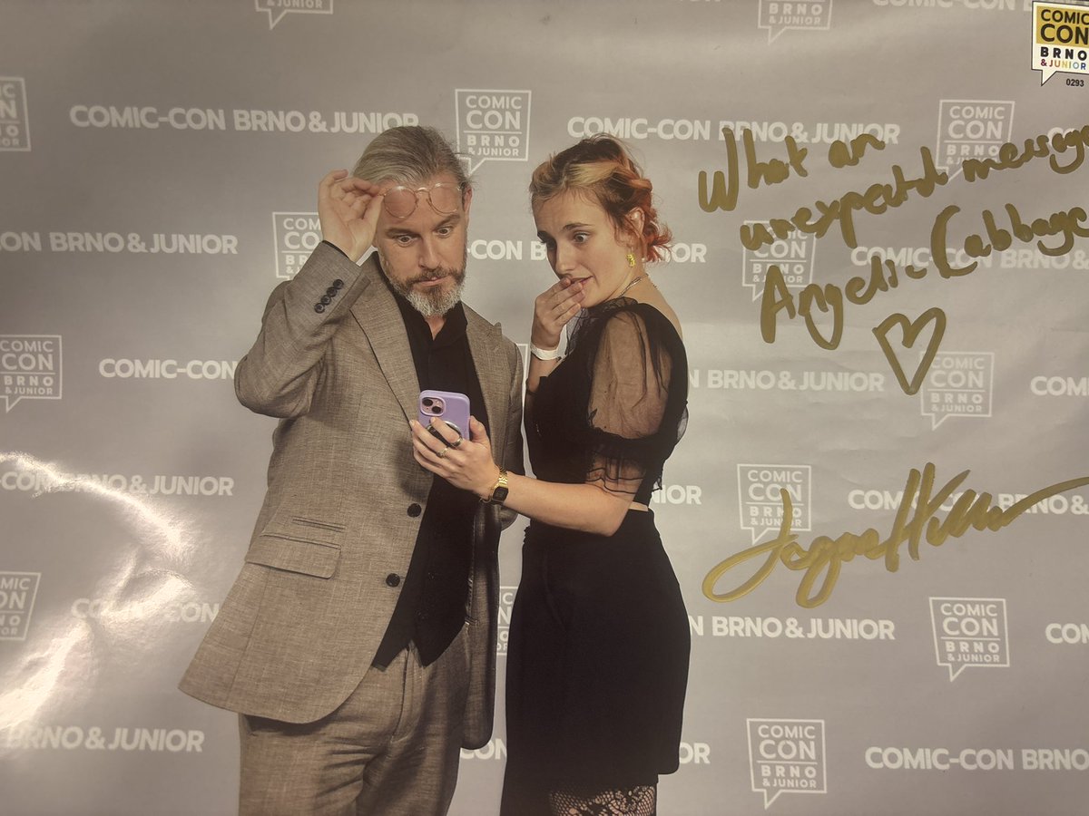 AngelicCabbage tweet media