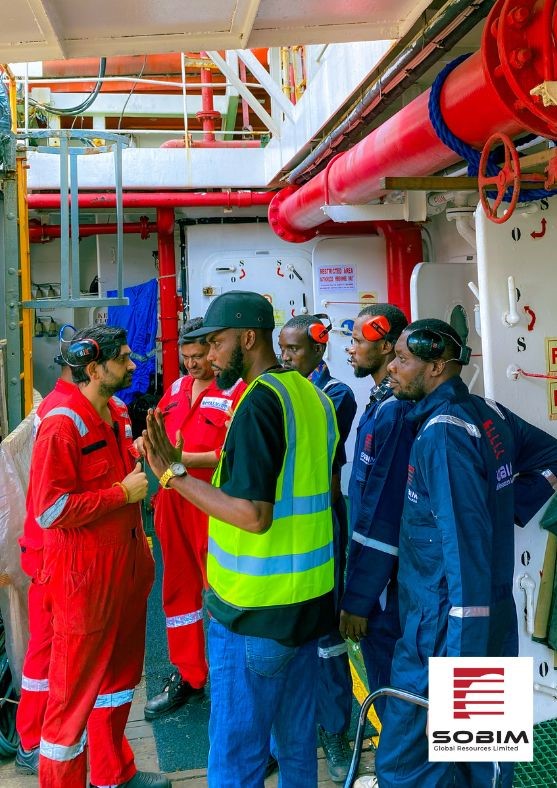 sobimglobal's tweet image. Toolbox talk before the engine overhaul — our HSE teams make safety non-negotiable. 
Safer teams, better outcomes.
Need HSE or maintenance support? DM or WhatsApp +234 806 346 9170.
#HSE #ToolboxTalk #SafetyFirst #SobimGlobal