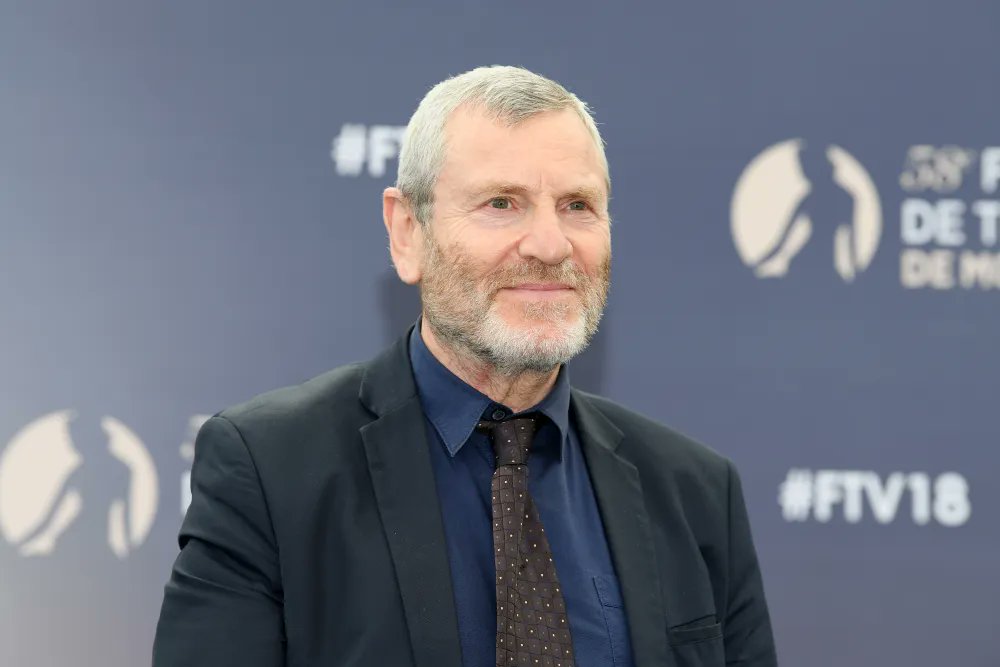 Variety's tweet image. Tchéky Karyo, the French actor who starred in the BBC's "The Missing" and "Baptiste" and appeared in "La Femme Nikita," "Addicted to Love," "Bad Boys" and "GoldenEye," died of cancer on Oct. 31, according to AFP. He was 72. bit.ly/47mKXcE