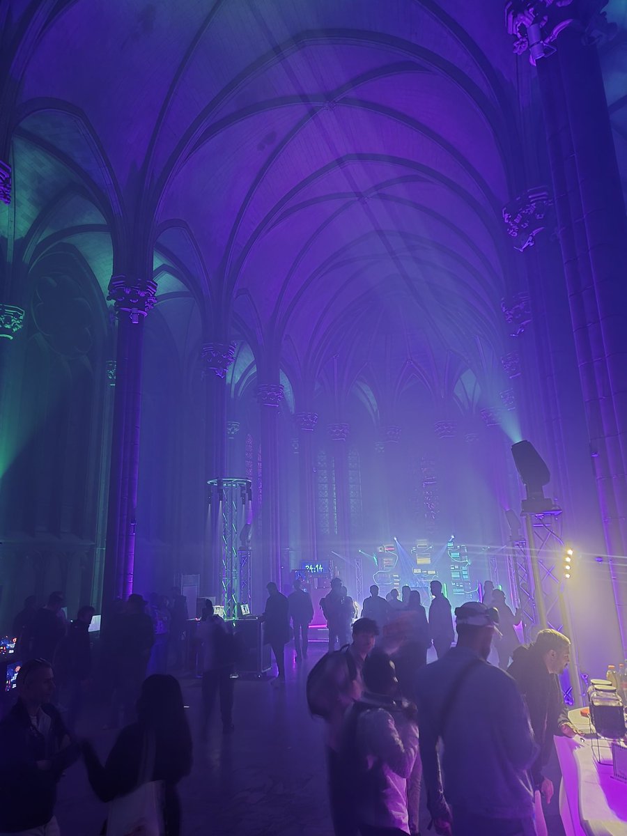 Centurio_agence's tweet photo. About last night: la #QueteDeChibi, un événement mémorable, produit par @Centurio_agence pour @AORUS_France / @AMD_France 
Photos et vidéos arrivent bientôt... https://t.co/bYfgAY8yVs