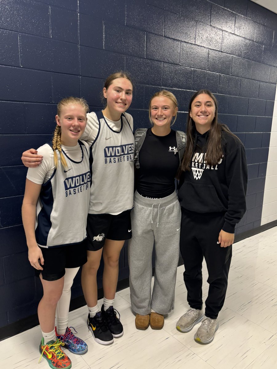First scrimmage of the season!  Got to battle against some of my Legends girls.  <a href="/WCgball/">West Clermont High School Girls Basketball</a> @Legens_Bball <a href="/BryceMcKey/">Bryce McKey</a> 💙🏀