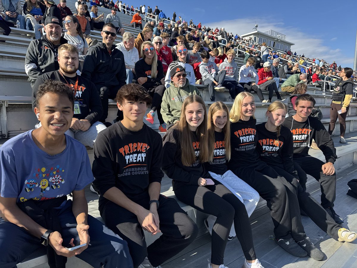 AHSRaptorsAD's tweet image. It’s GETTING READY to be SHOWTIME here at Fortress Obetz &amp;amp; ALL of us @AndersonRaptors are FIRED UP to HOOT &amp;amp; HOLLER for XC Runner ELIJAH TRICKEY as he competes for a STATE CHAMPIONSHIP!!!
GO ELIJAH!!!!!!!!!!!
#runFAST
#AHSisEXCITED
#AHSisPROUD
#AHSisFAMILY
