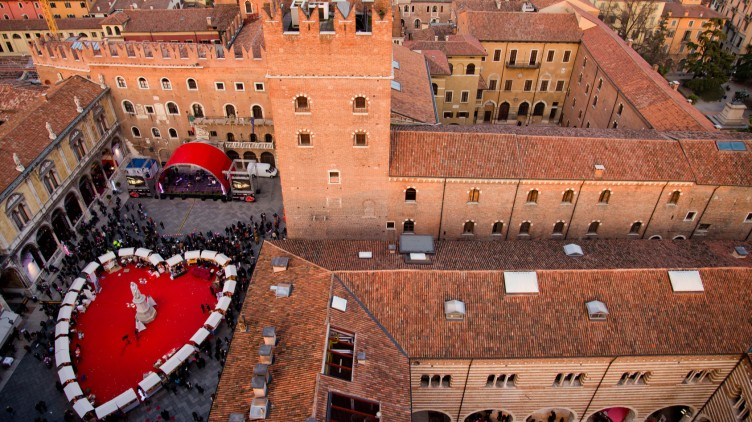 AnemosTours's tweet image. 💘 Plan your Valentine's where history blushes and beauty never fades.

A heart-shaped piazza in Italy. A candlelit courtyard in Granada. This year, love deserves a backdrop worthy of legend.

#ValentinesGetaway #AnemosTours #TravelWithHeart #MediterraneanMagic