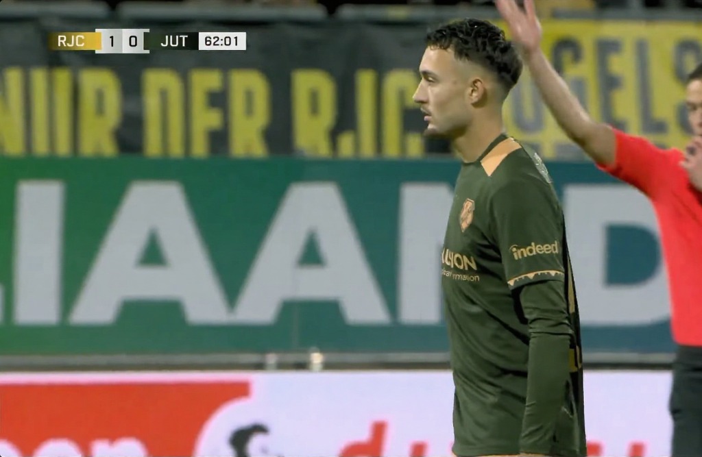 🇳🇱 Ivar Jenner played 28 mins off the bench as Jong Utrecht drew 1–1 with Roda in the Eerste Divisie tonight.

He made 2 clearances, 2 recoveries, 1 tackle, completed 17/19 passes (89%), including 2/3 long balls, 2 into the final third, and 1 powerful shot saved by the keeper.