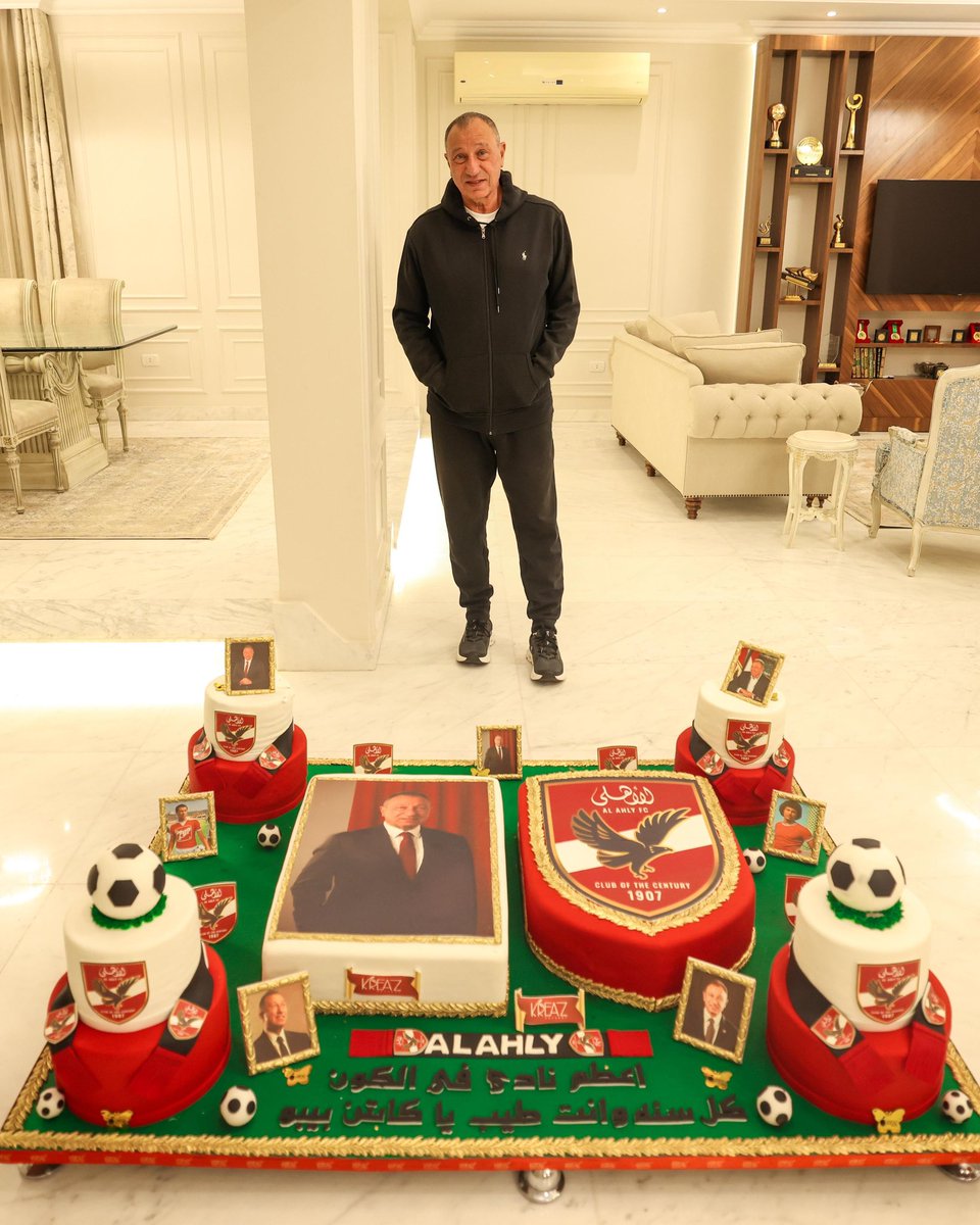 عاشق الأهلي وكبير الأهلاوية في طنطا محمد جابر يحتفل بعيد ميلاد الكابتن محمود الخطيب وتوليه رئاسة النادي لدورة جديدة ✨🎂