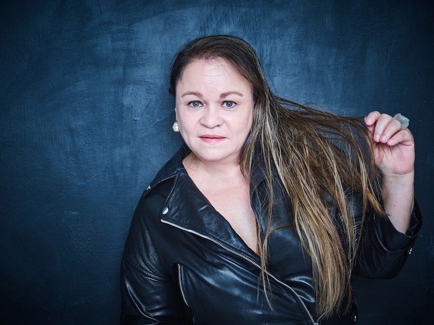 #EntrevistandoA Zoé Valdés, la fuerza de la poesía, la pluma crítica
<a href="/MartianaMayo59/">Zoé Valdés - ZoePost</a> revistatodolochic.com/zoe-valdes-la-…