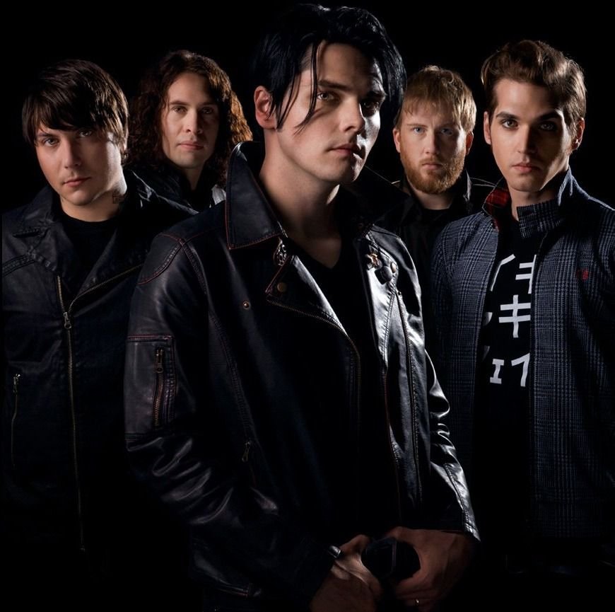 it feels so odd😭😭😭😭 like dreaming of mcr5