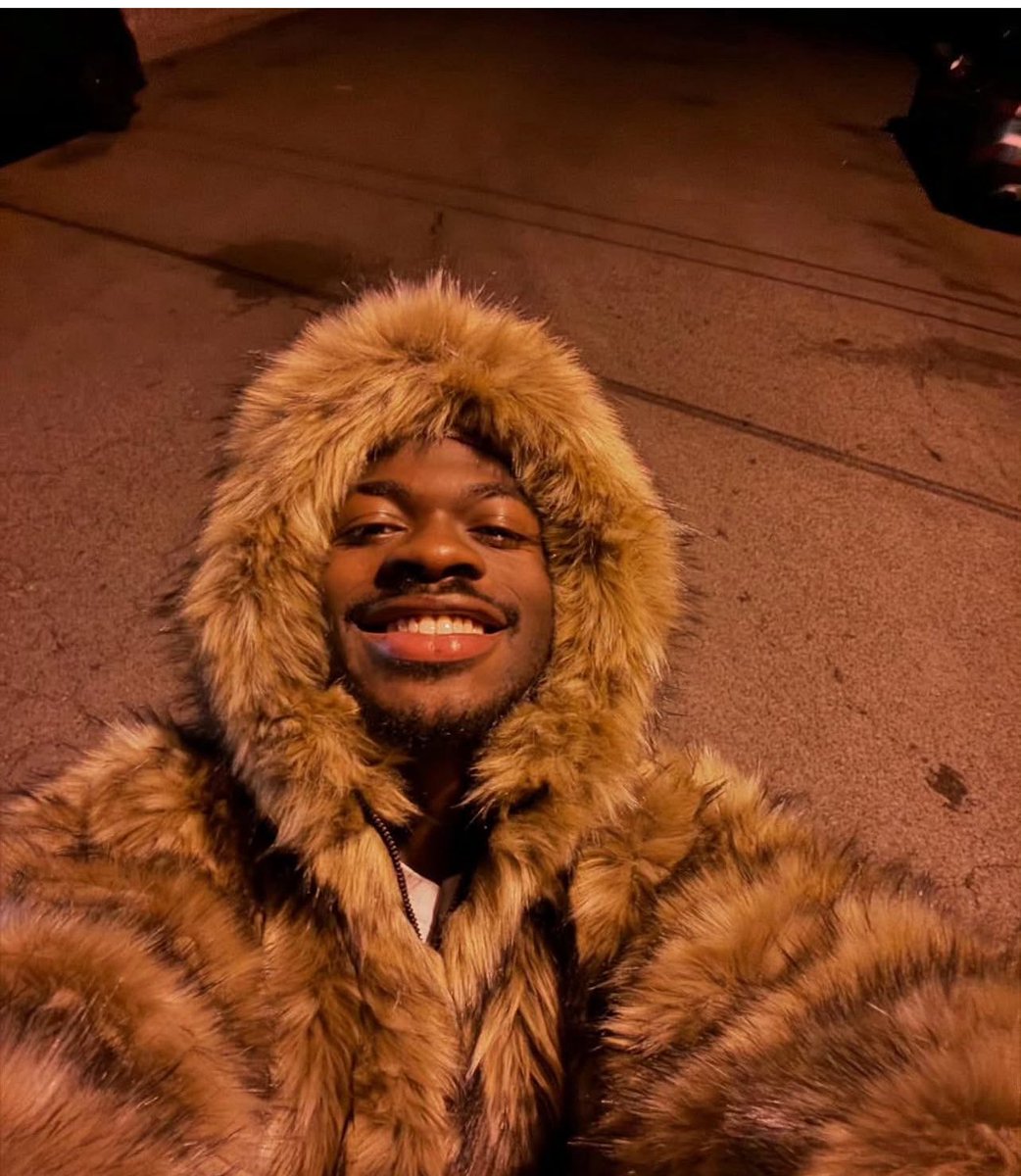 Nashaylikesthat's tweet image. I miss him.