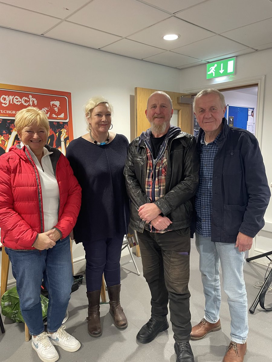 Rhian Tomos tweet media