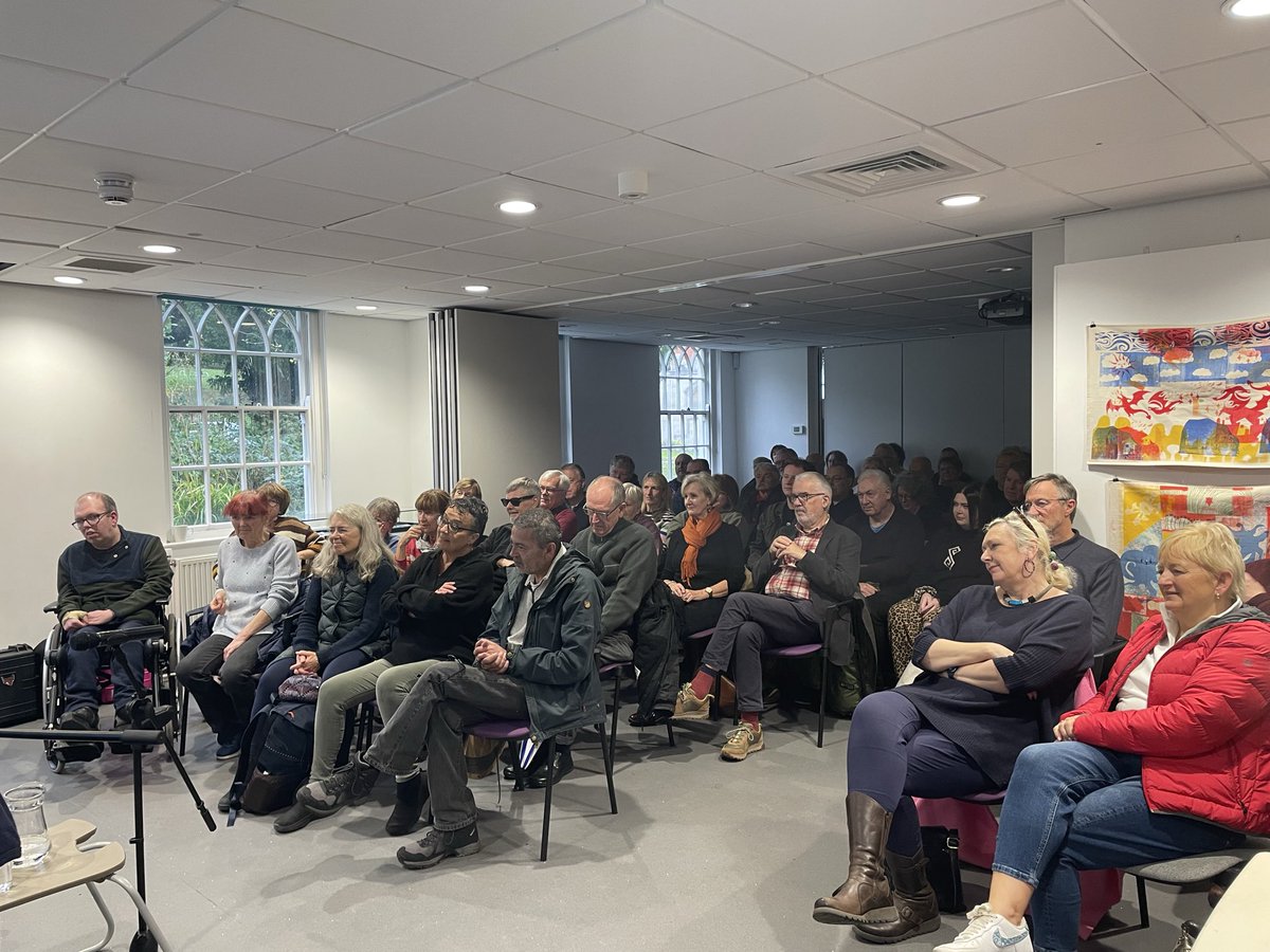 Rhian Tomos tweet media