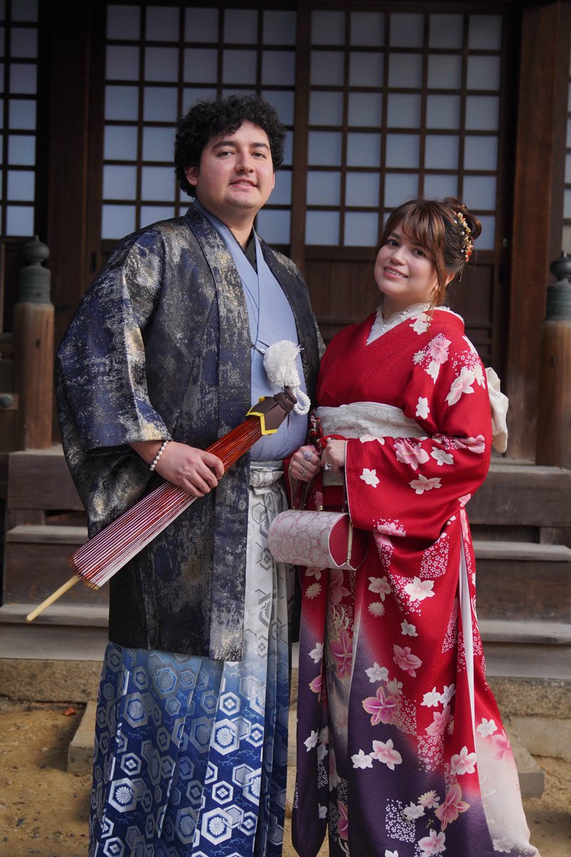 Hoy estamos cumpliendo once años de que empezamos a ser novios así que es buen momento para compartir un par de fotos de nuestra sesión en Kyoto.