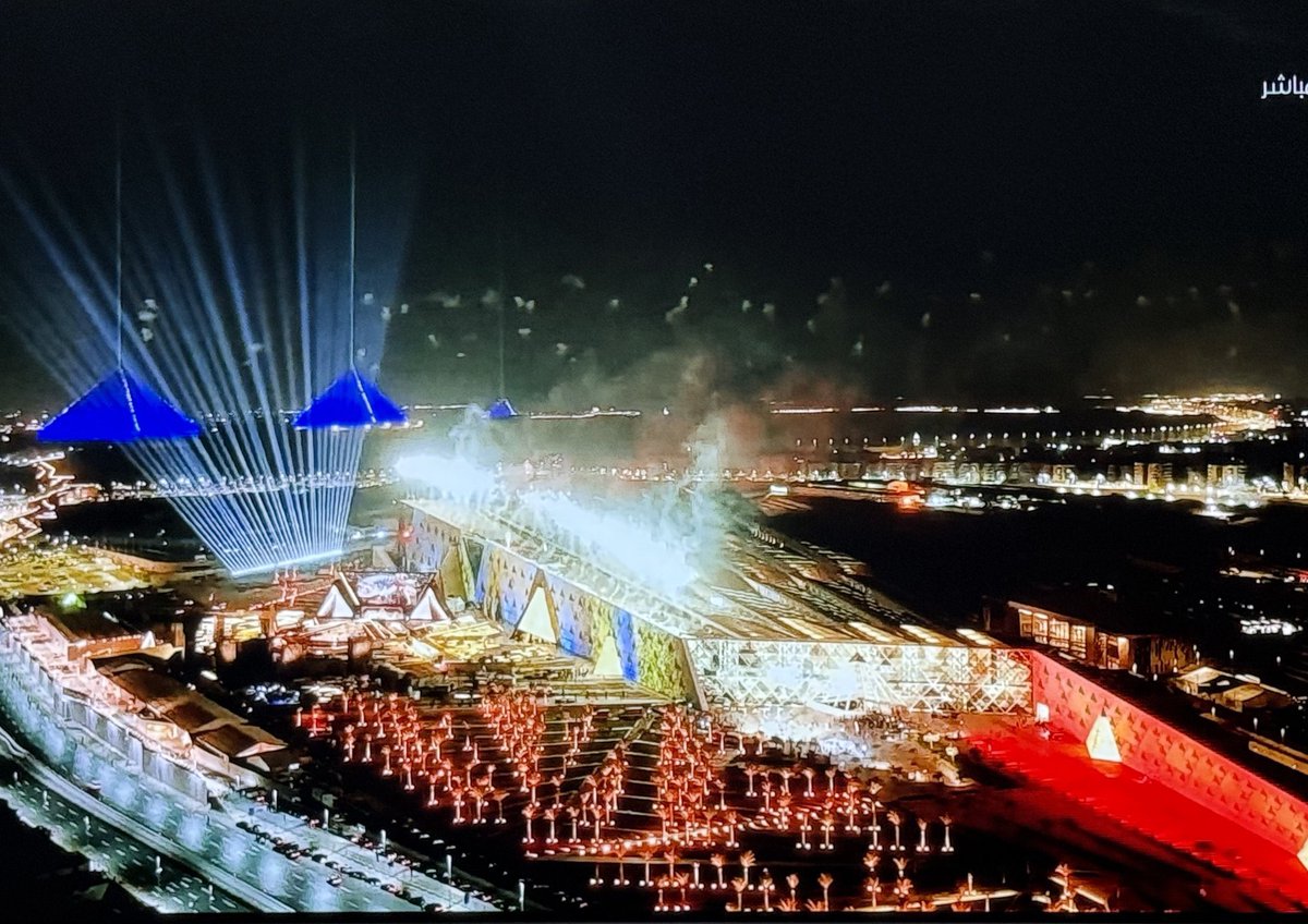 - ببساطة، احنا "مصـر" ..❤️✌️🇪🇬
#المتحف_المصري_الكبير