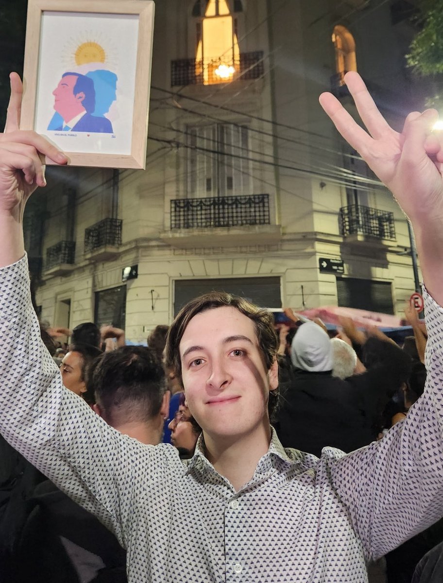 HombreGris_OK's tweet image. CAPUTO                     //                K PUTO