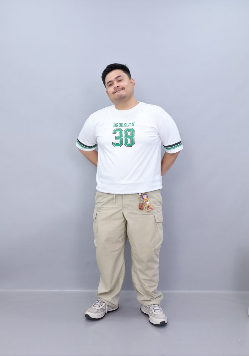 Hello_phanda's tweet image. [BOYFRIEND APPLICATION]

Name : Rule
Age : 32
Occupation : Buruh Pabrik
Domicile : Jakarta Timur
Zodiac : Cancer
Height : 168
Hoby : gaming, eat, jalan dan hunting tempat/barang lucu
Fun Fact : suka ngambek tapi gampang di bujuk, cukup wibu, kalau stress suka keliling transum-an