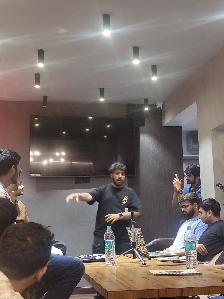 noelaiyub's tweet photo. The launch party of Portal Earn was amazing!!🔥
@WH_India 
Host @0xZeeast 
Lovely Peeps - @rashcasm @swayam_voidroot @Yash_1177 @TanmayTikk46152 @Haze_devp https://t.co/Y8K4GW7GB5