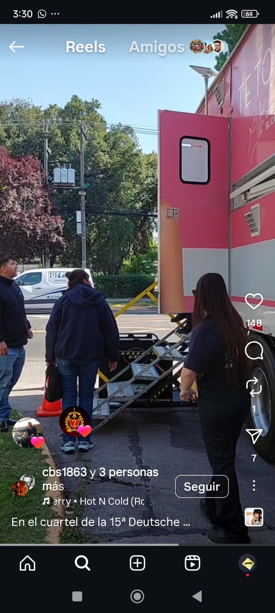 Super_CBS_Chile's tweet image. En la @15feuerwehr del @cbsantiago el 29, se realizó la actividad de la Clínica Móvil de la Fundación Arturo López Pérez @FALPfundacion realizando mamografías a bomberas y funcionarias de la Institución, para cerrar el Mes de la Prevención del Cáncer de Mama @CencoMallsCL
