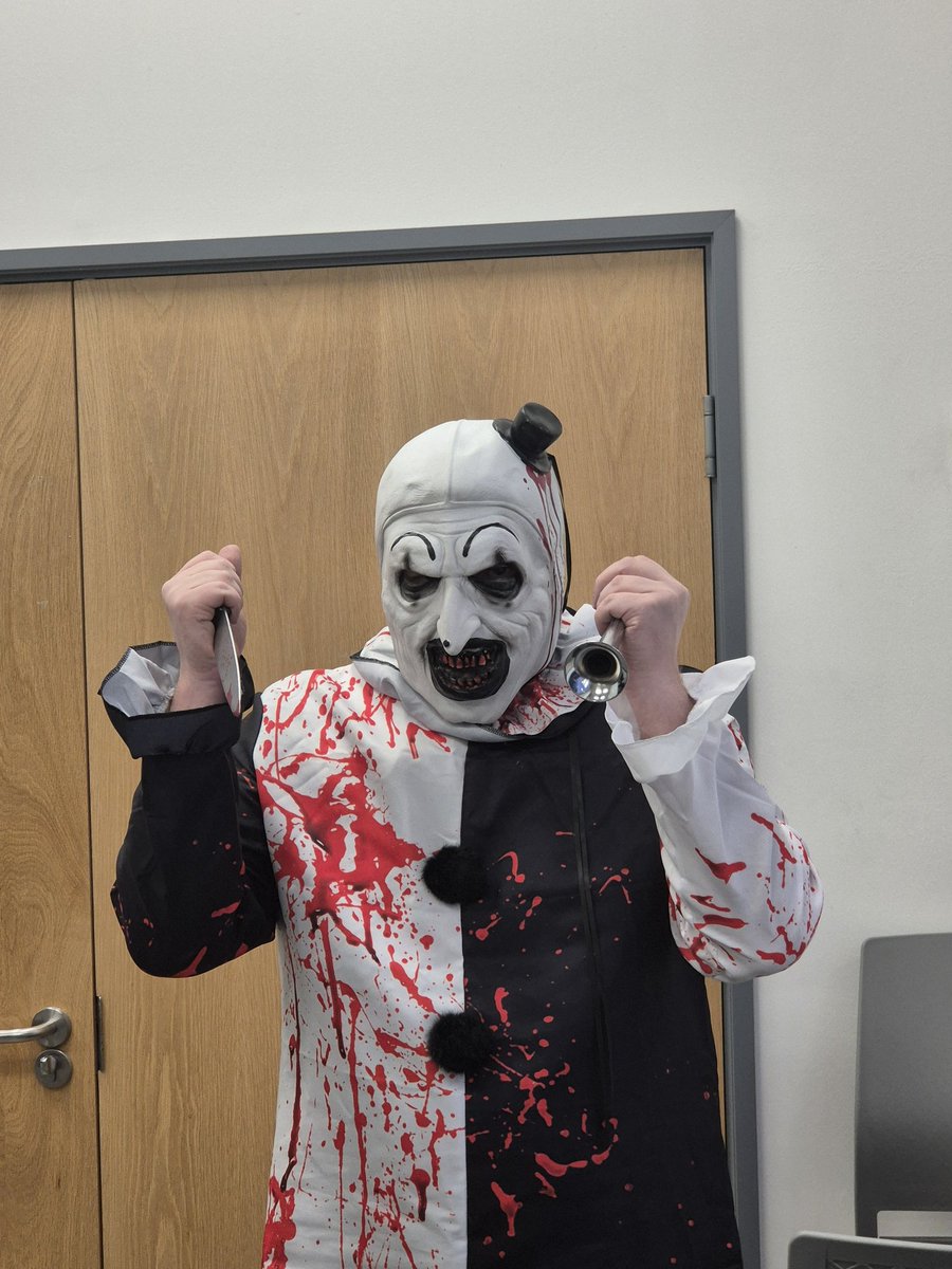 ScottY2J24's tweet photo. @damienleone My Art The Clown Halloween costume this year 🔥🙏 https://t.co/630rJGjOPf
