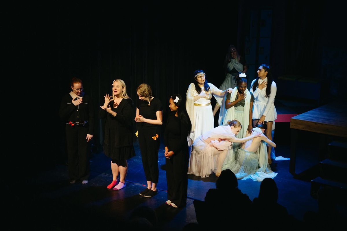 SkirtsAfire's tweet photo. 🚨 Only three weeks left to cast your vote! It takes just two clicks and no personal information.

Vote for Ms. Pat’s Kitchen today: https://t.co/ySkiXCGIUb

📸 Photo by Brianne Jang (BB Collective Photography) of the ASL interpreted performance of Dance Nation by Clare Barron https://t.co/iAIFkMNkZk