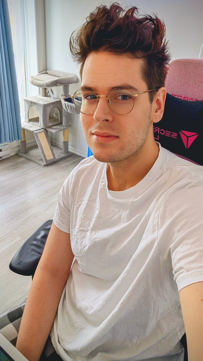 sorokoTTV's tweet image. Every time I try to make a peaceful Sims household, someone sets the kitchen on fire. Maybe the real simulation is my coping mechanisms. 🔥  

Twitch.tv/soroko

#TheSims4 #GaymerHumor #StreamingCommunity #SimLife #RelatableGaming