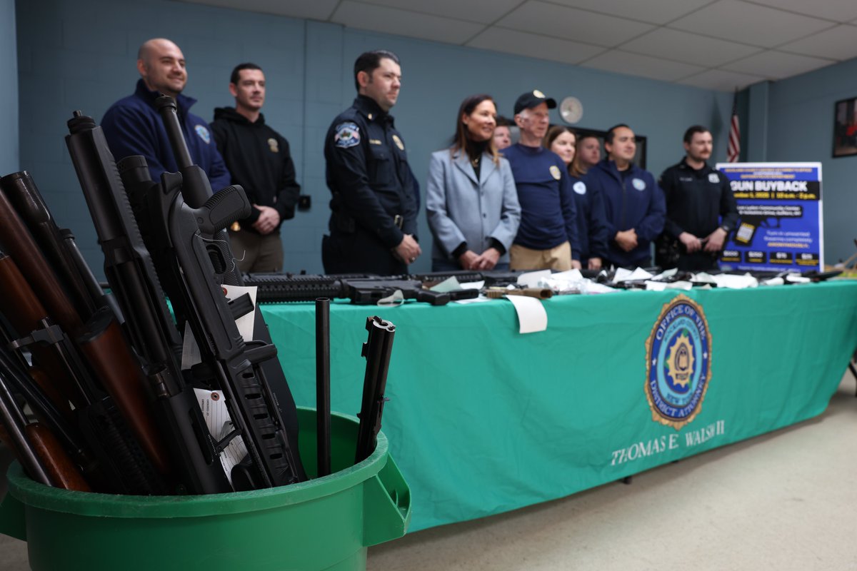 District Attorney Thomas E. Walsh II announced that 118 firearms were turned in during the Gun Buyback event held today at the Leo Lydon Community Center in Suffern, New York.

Read more:
shorturl.at/m38RT
