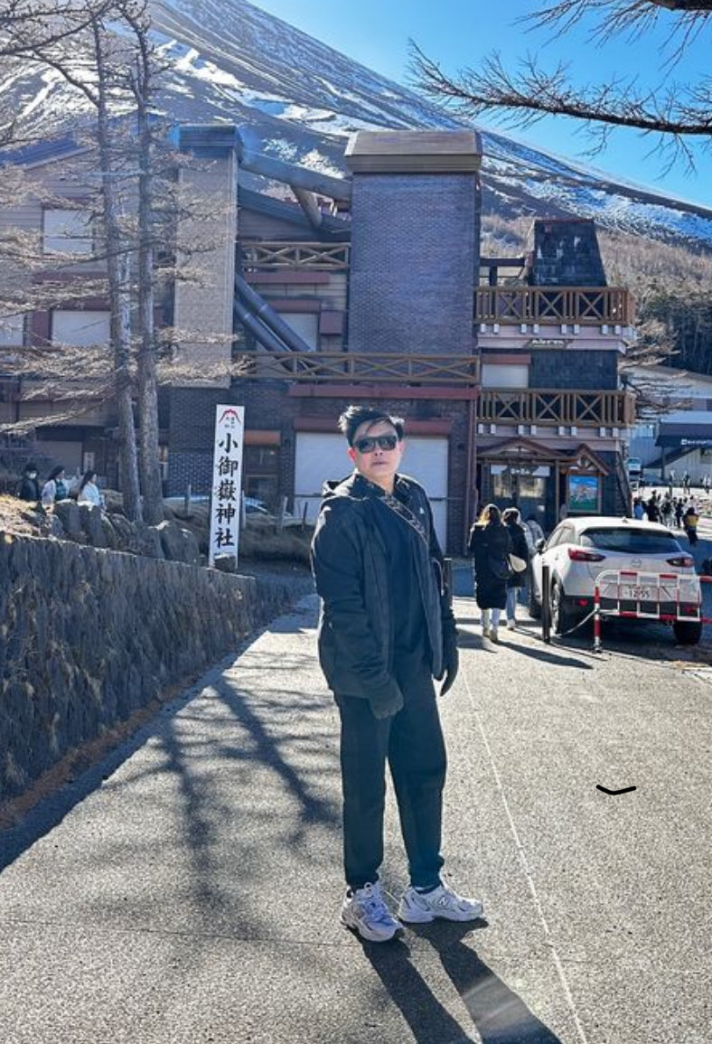 oating's tweet photo. Japan Trip 2025 https://t.co/POwv3ASxw1