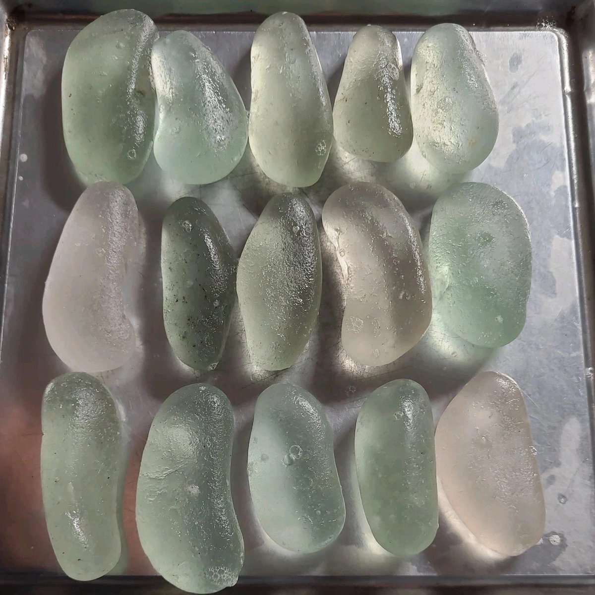 seaglasssteve's tweet image. 💃#strictly #seaglass🕺NEW long listings💃
👀If you are looking for a special shape/colour-go to this page👇300 genuine 🌊sea glass #seapottery listings
ebay.co.uk/usr/seaglassst… 
😍search a word eg-flat mosaic oval button turquoise marble multi Seaham teardrop jewellery #vintage