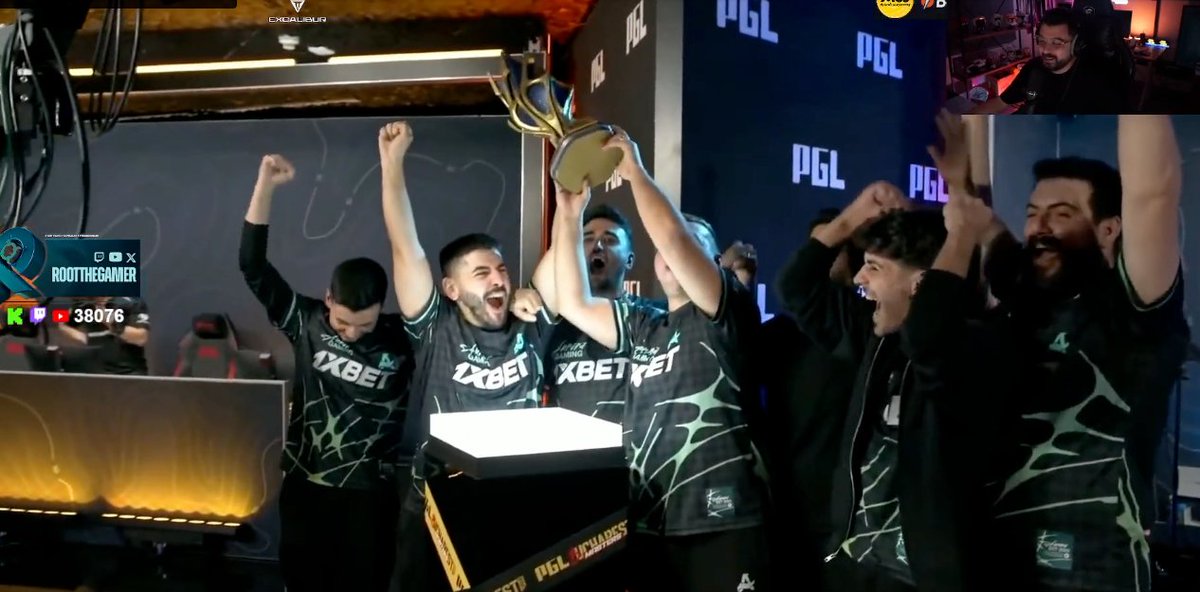 rootthegamer's tweet image. Gülmeyi unutmayın!