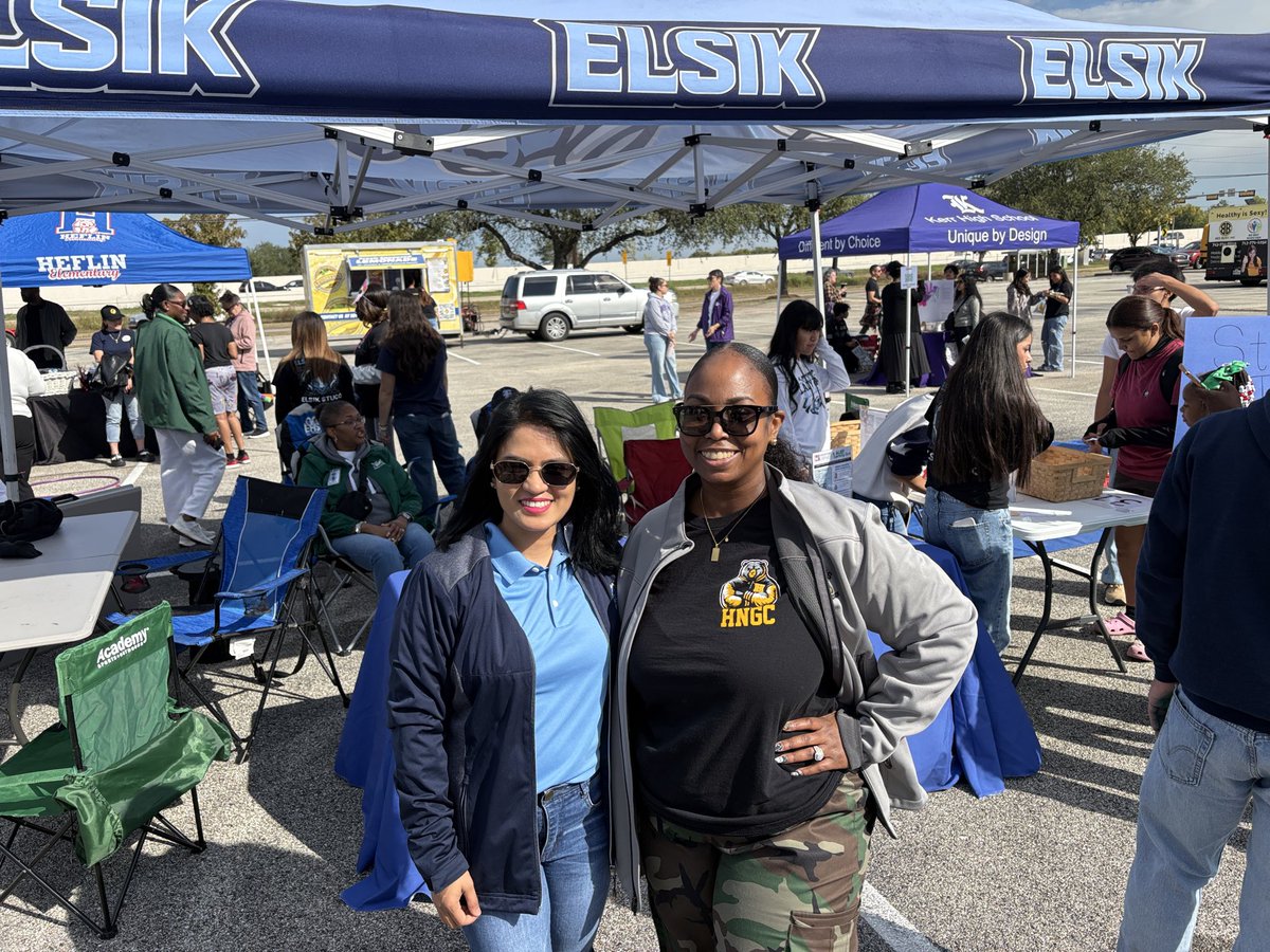 My ninth-grade center partner <a href="/DeeDeBurke/">DeeDe Burke</a> visited me at Alief Proud. One Alief!  <a href="/AliefISD/">Alief ISD</a>  
<a href="/ElsikNGCRams/">Elsik Ninth Grade Center</a> <a href="/HNGCBears/">Hastings Ninth Grade Center</a>