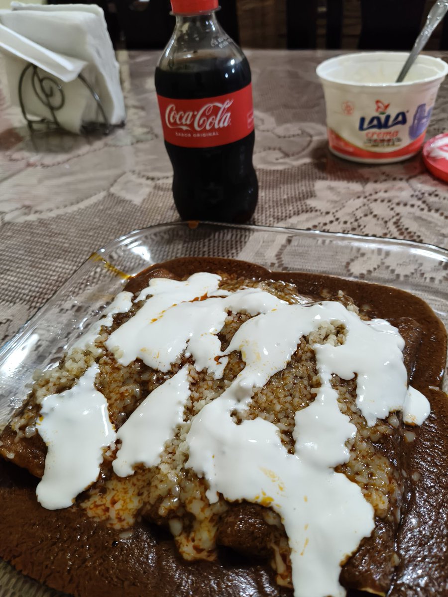 Ya me hizo mi mamá emchiladitas de mole 🤤🤤🤤
